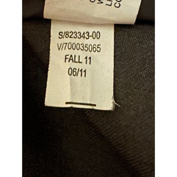 Gap Gray  Jacket with White and Black Lining Inside Of Sleeves Size Medium - Picture 4 of 10